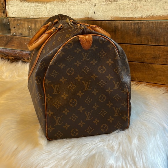 Louis Vuitton Monogram Keepall 50 - Picture 3 of 15